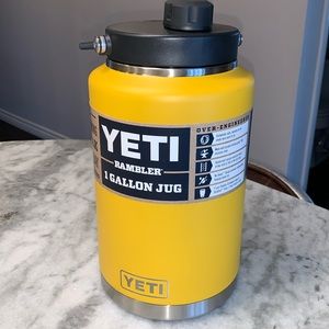 Brand new YETI rambler 1 gallon jug yellow never used display model no box